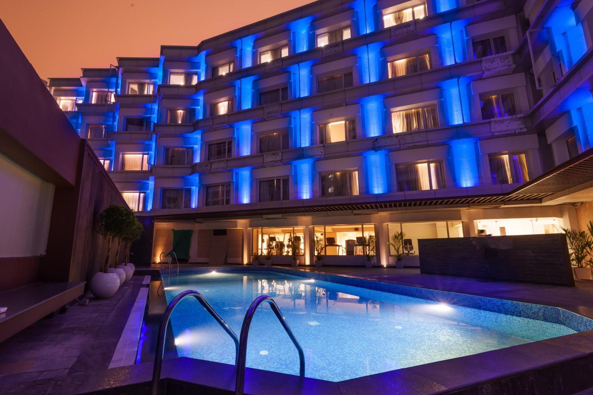 Pharos Hotels Madrás Exterior foto